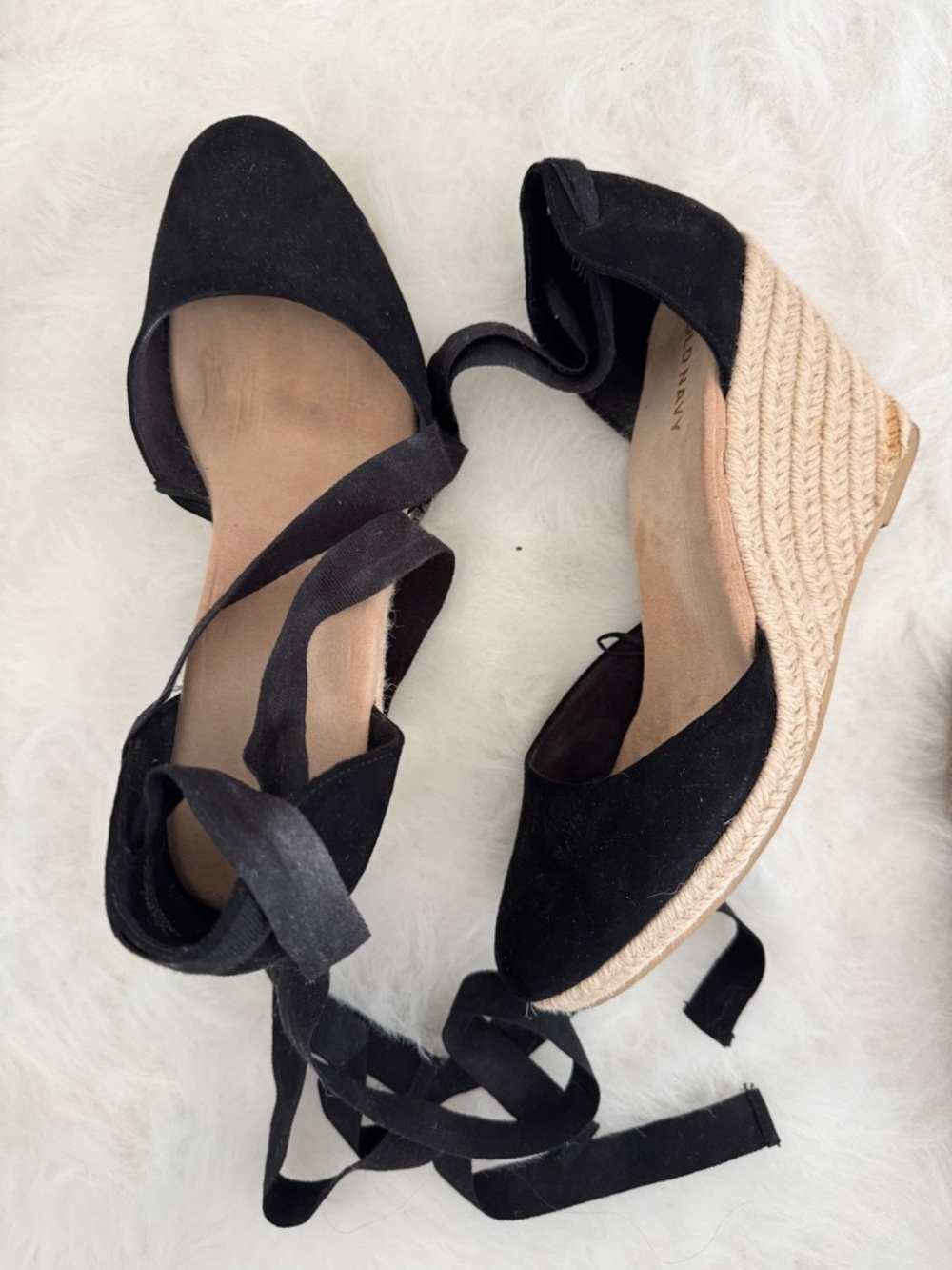Shoe bundle - size 8 - Picture 2 of 4